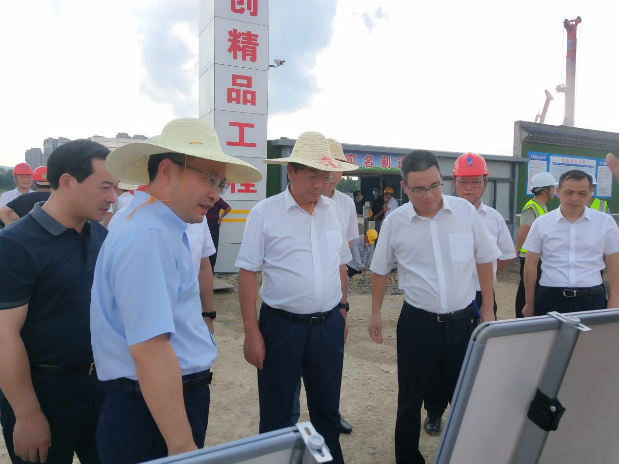 1633918284912880.jpg 1633918284912880.jpg