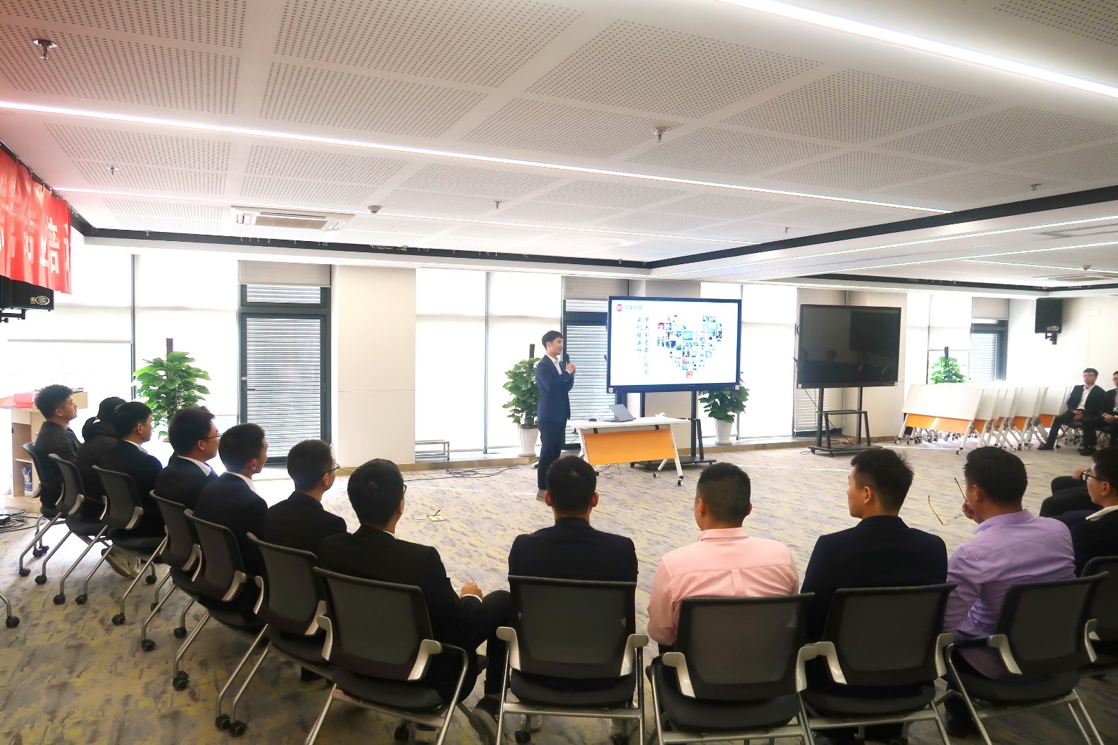 1640746869494483.jpg 1640746869494483.jpg