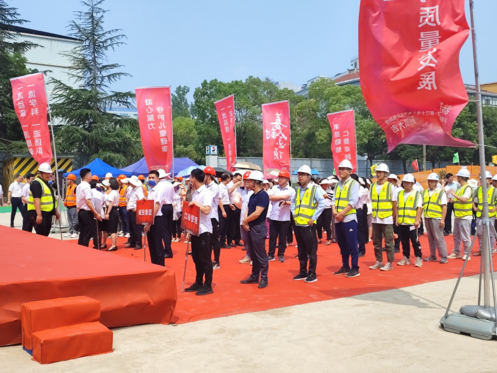 1687306814210949.jpg 1687306814210949.jpg