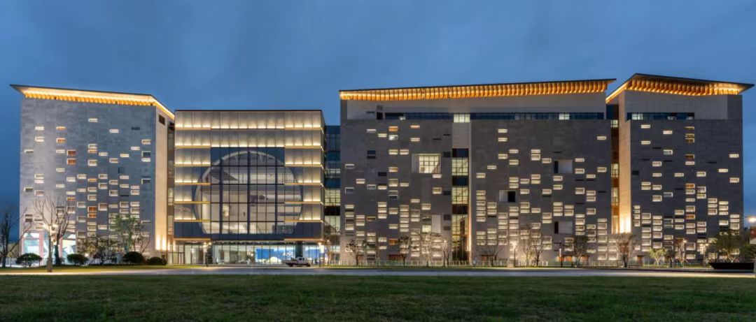 1712449962581404.jpg 1712449962581404.jpg