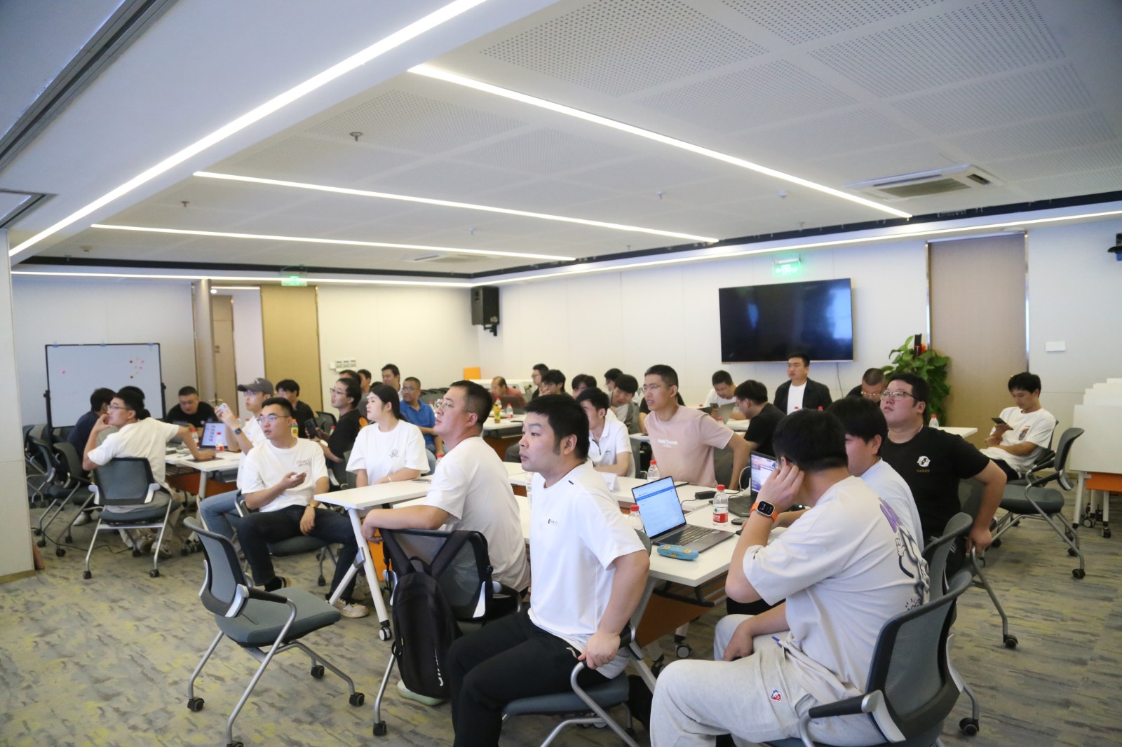 1720495620826055.jpg 1720495620826055.jpg