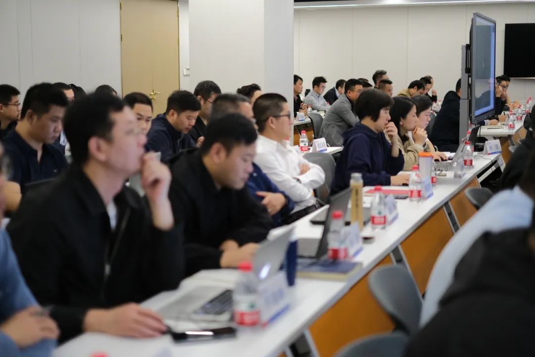 爭分奪秒,決戰沖刺丨江南管理三季度分公司總經理工作會議圓滿召開